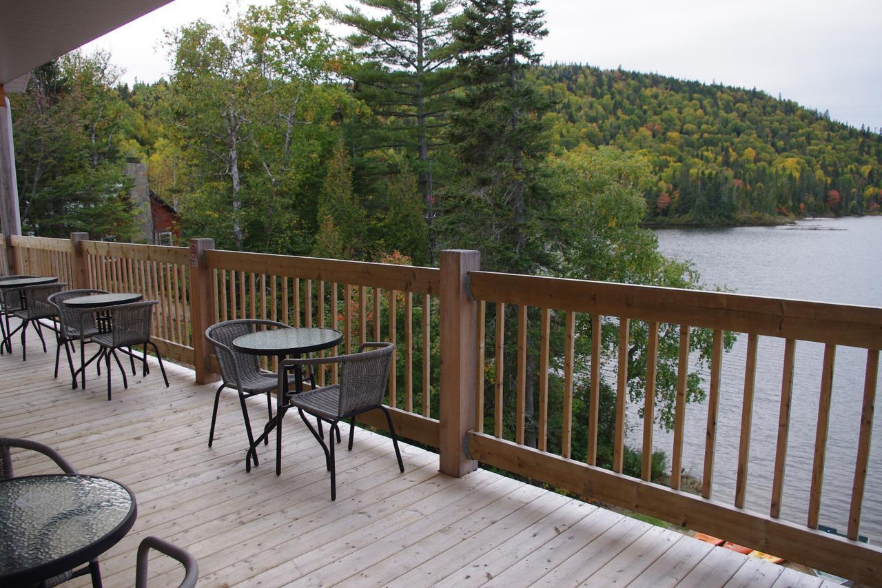 Auberge La Taniere Tadoussac Buitenkant foto