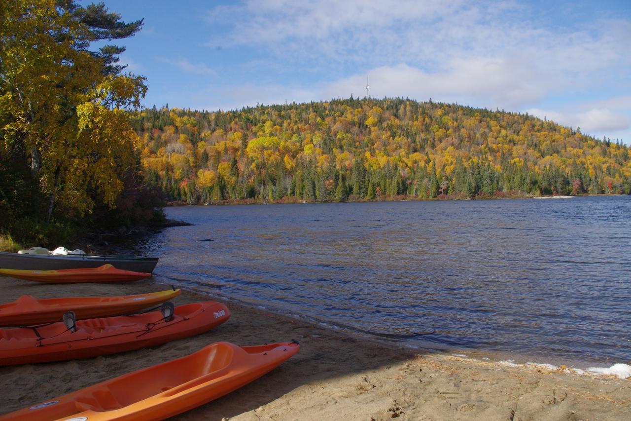 Auberge La Taniere Tadoussac Buitenkant foto