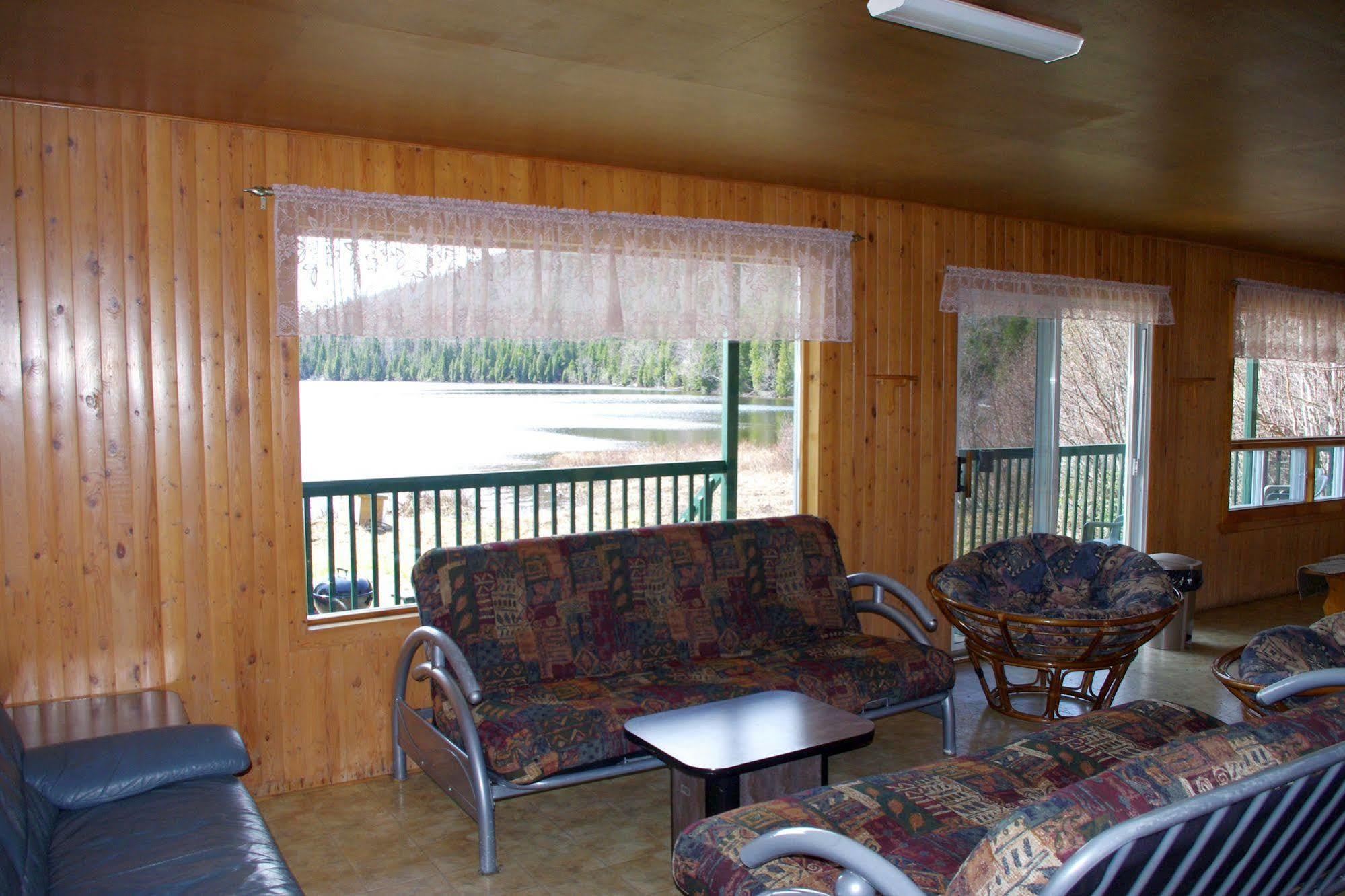 Auberge La Taniere Tadoussac Buitenkant foto