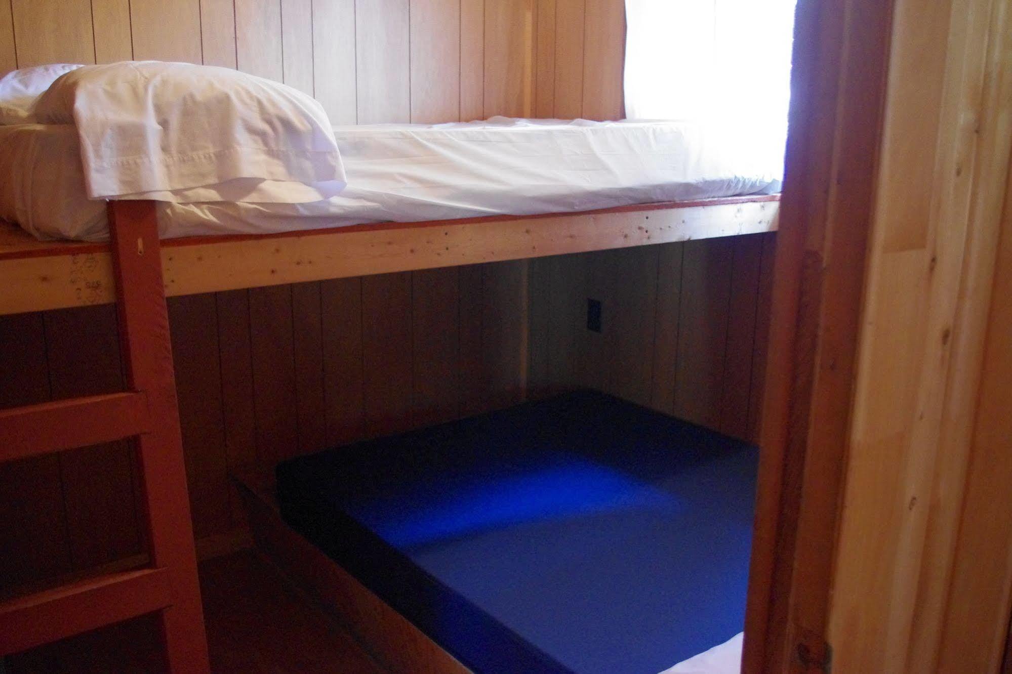 Auberge La Taniere Tadoussac Buitenkant foto