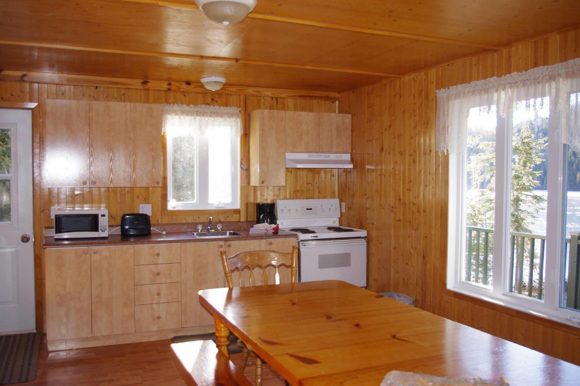 Auberge La Taniere Tadoussac Buitenkant foto
