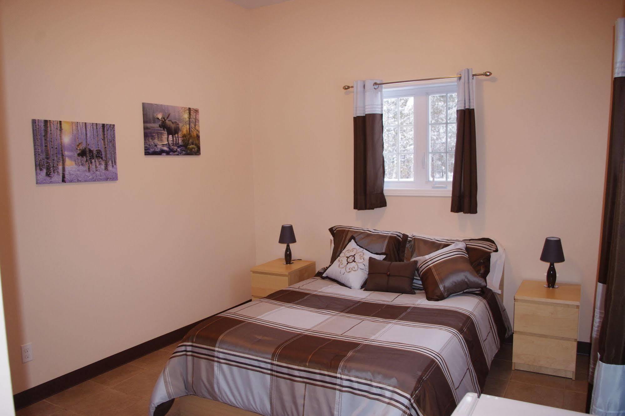 Auberge La Taniere Tadoussac Buitenkant foto