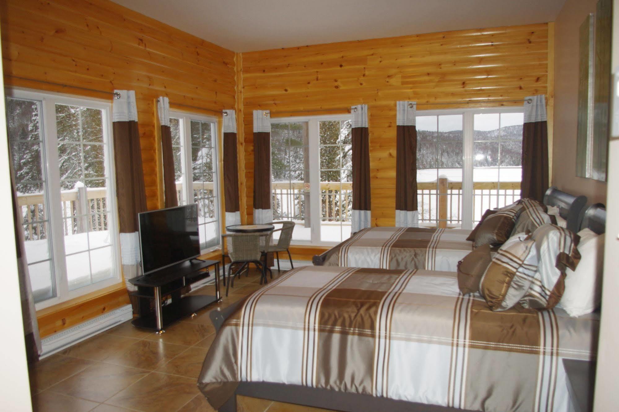 Auberge La Taniere Tadoussac Buitenkant foto