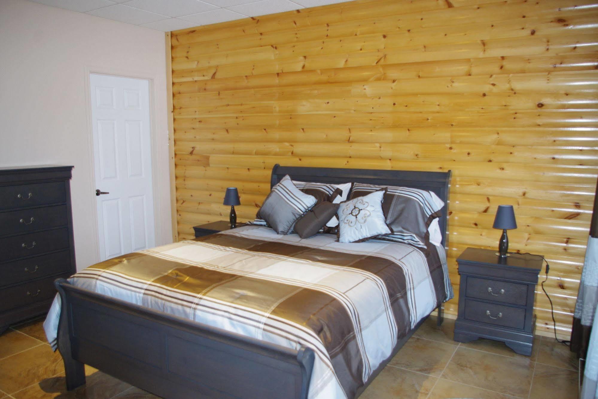 Auberge La Taniere Tadoussac Buitenkant foto